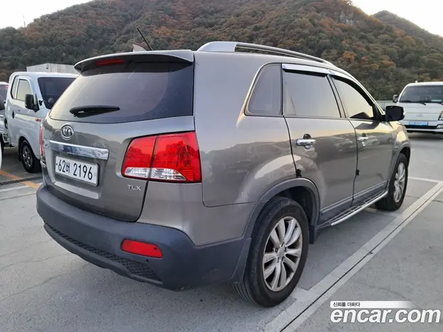 Kia Sorento 2010 2.0 автомат (гидро), миниатюра 3