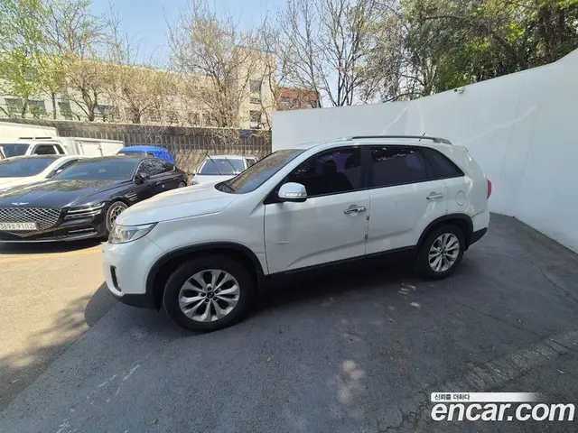 Kia Sorento 2012 2.0 автомат (гидро), миниатюра 2