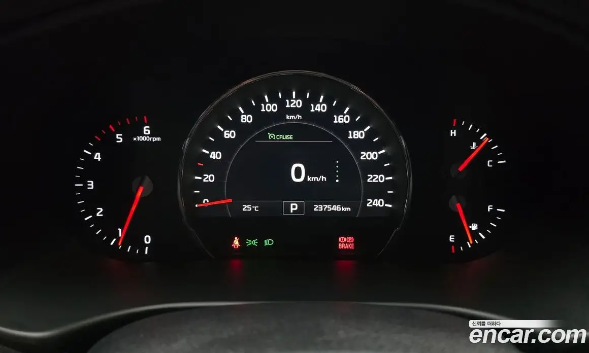 Kia Sorento 2015 2.0 автомат (гидро), фото 8