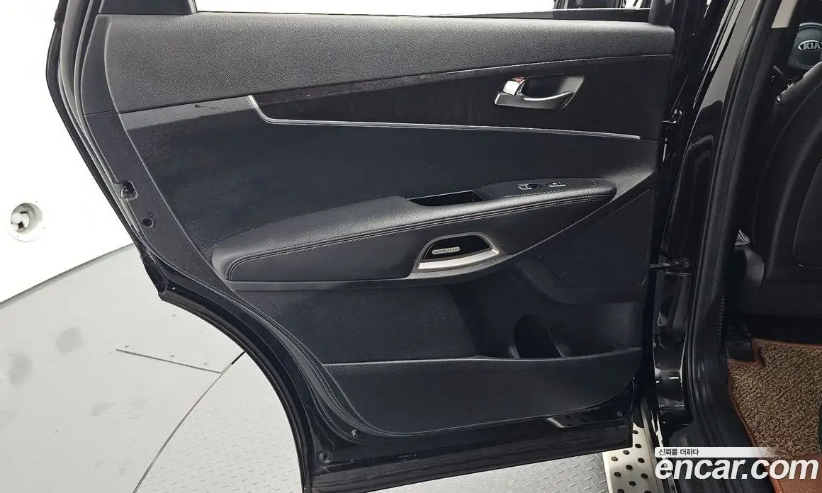Kia Sorento 2017 2.0 автомат (гидро), фото 15