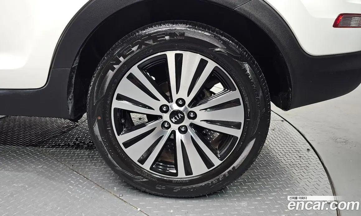 Kia Sportage 2013 2.0 автомат (гидро), фото 6 Kia Sportage 2013 2.0 автомат (гидро), фото 6