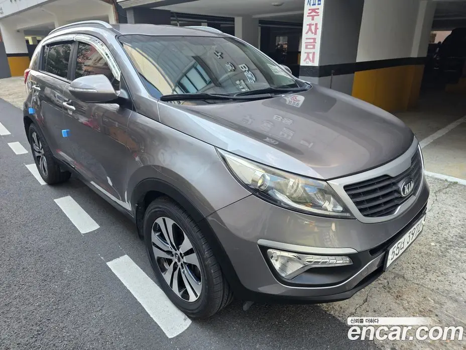 Kia Sportage 2013 2.0 автомат (гидро), фото 2 Kia Sportage 2013 2.0 автомат (гидро), фото 2