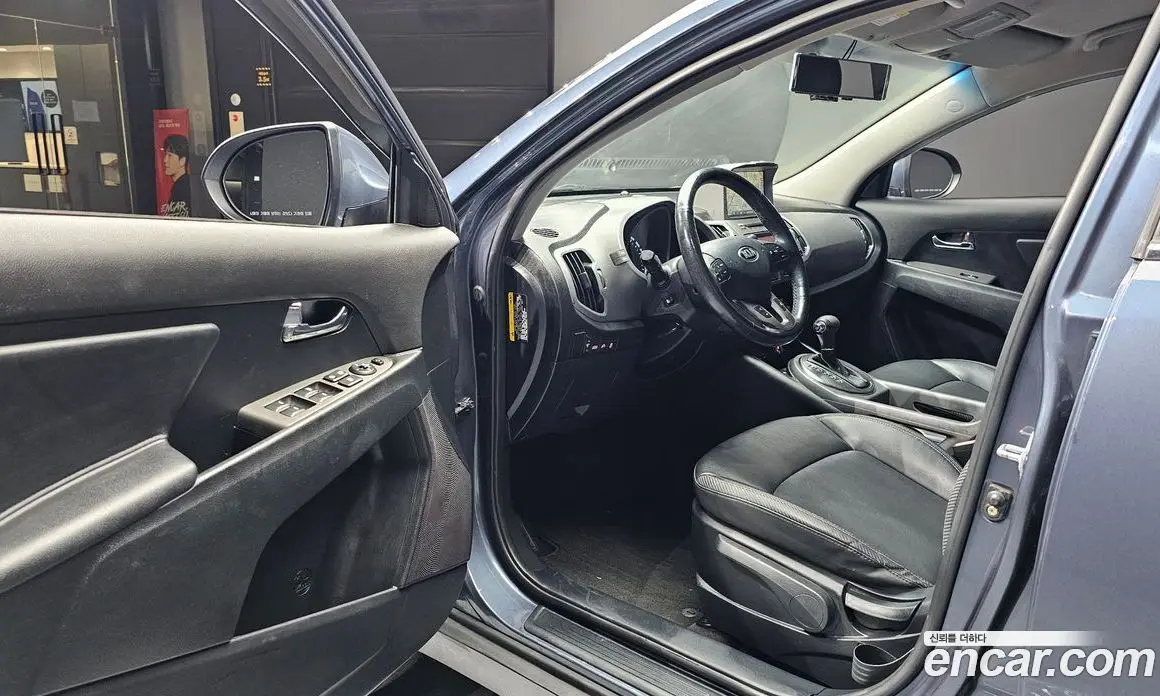 Kia Sportage 2015 2.0 автомат (гидро), фото 13