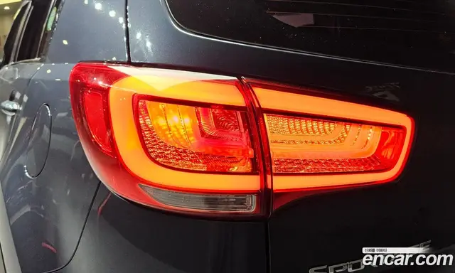 Kia Sportage 2015 2.0 автомат (гидро), миниатюра 9