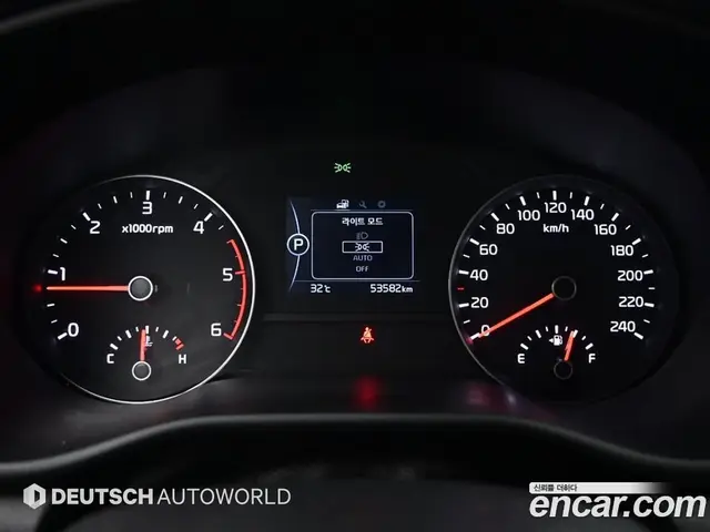 Kia Sportage 2017 2.0 автомат (гидро), миниатюра 8