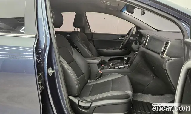 Kia Sportage 2017 2.0 автомат (гидро), миниатюра 11