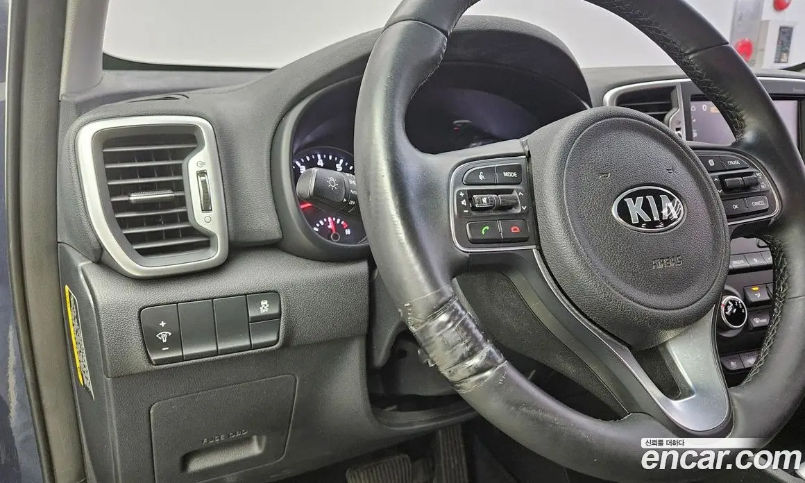 Kia Sportage 2017 2.0 автомат (гидро), фото 13