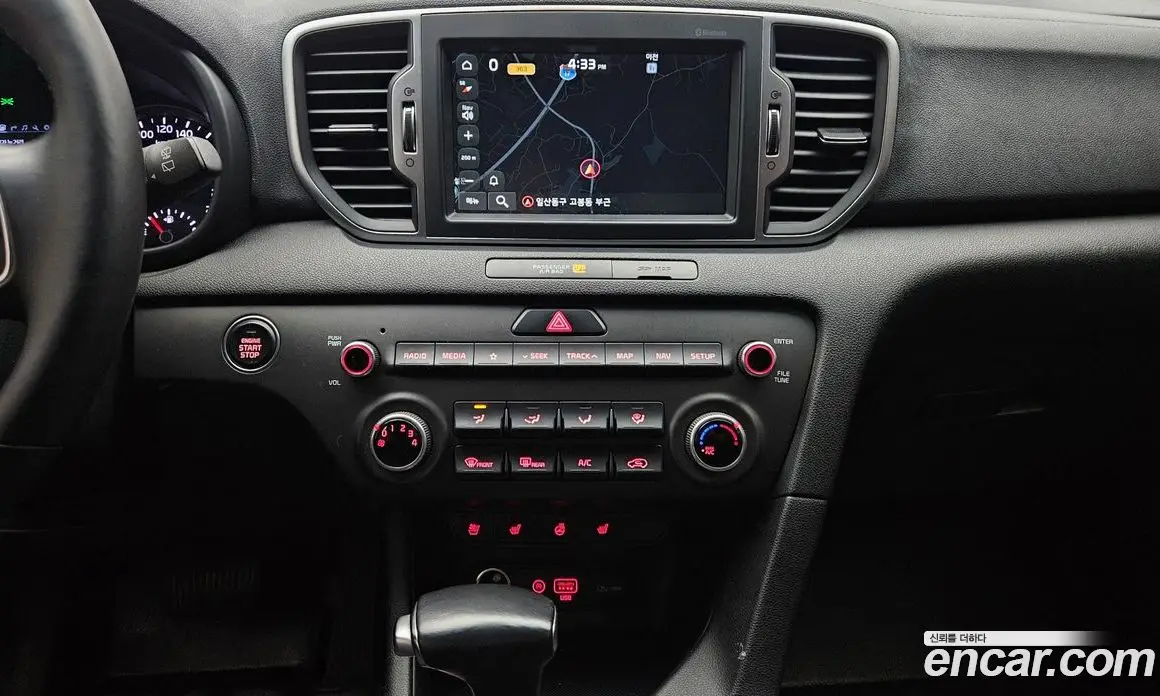 Kia Sportage 2017 2.0 автомат (гидро), фото 15