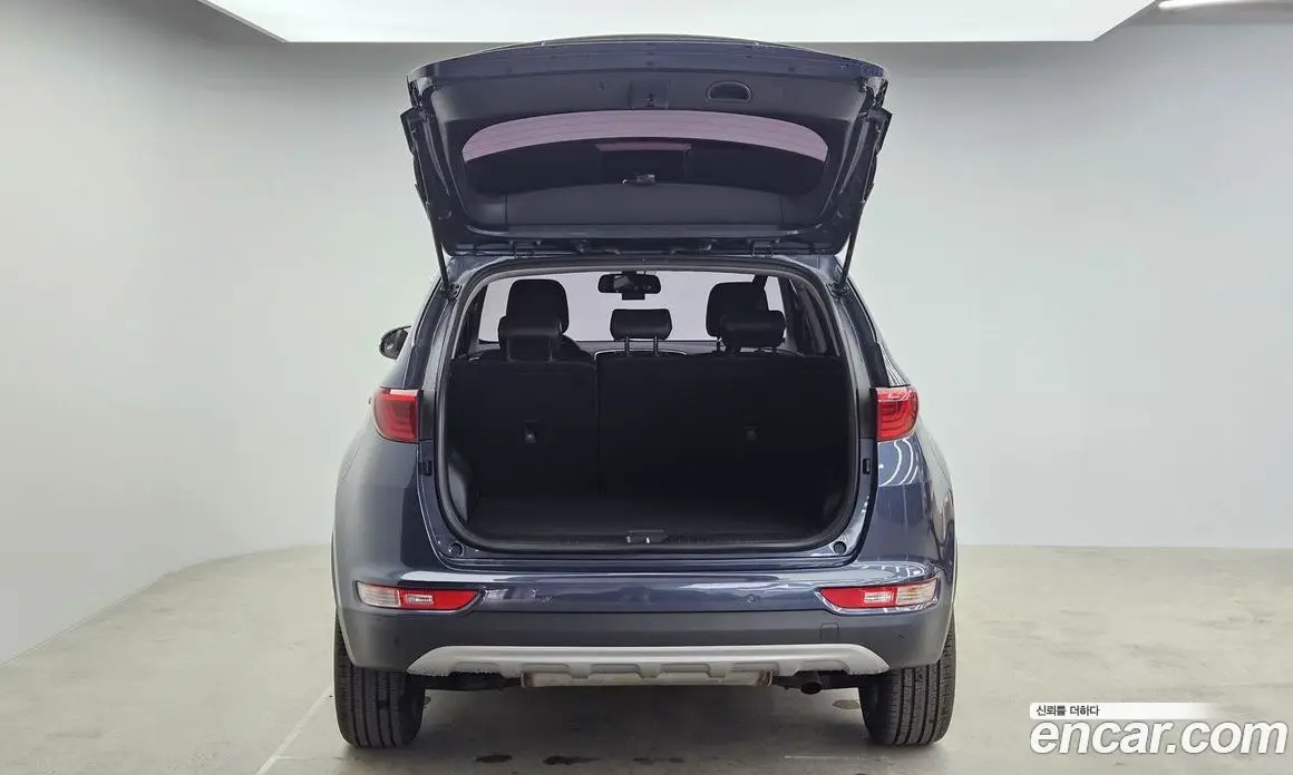 Kia Sportage 2017 2.0 автомат (гидро), фото 20