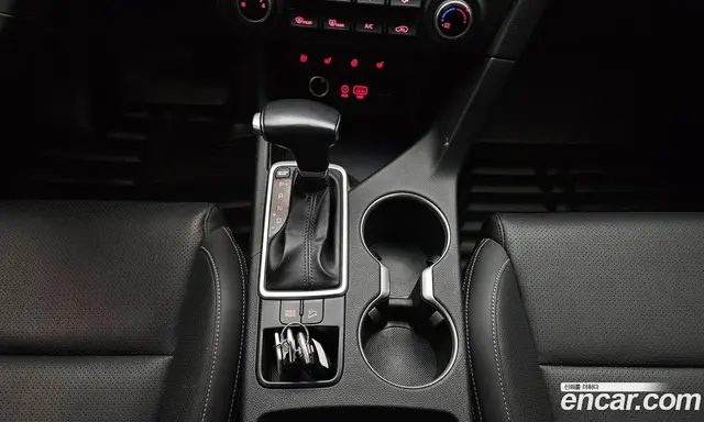 Kia Sportage 2017 2.0 автомат (гидро), миниатюра 9