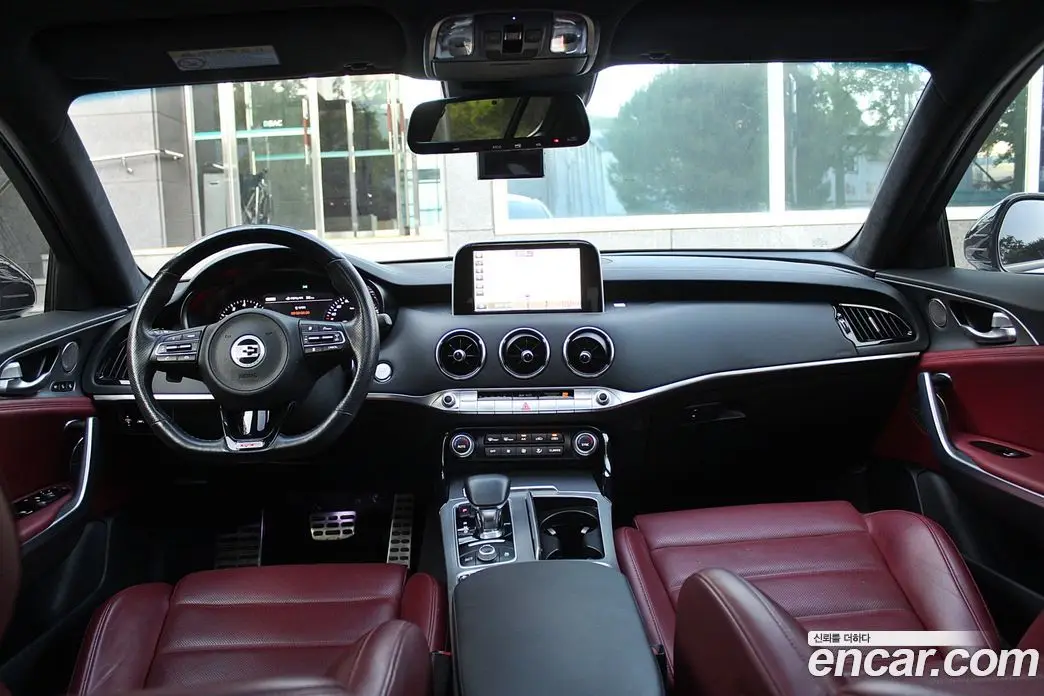 Kia Stinger 2017 3.3 автомат (гидро), фото 7
