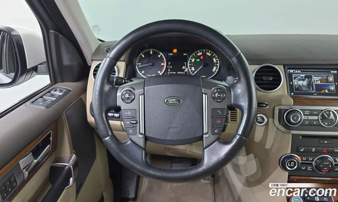 Land Rover Discovery 2016 3.0 автомат (гидро), фото 13