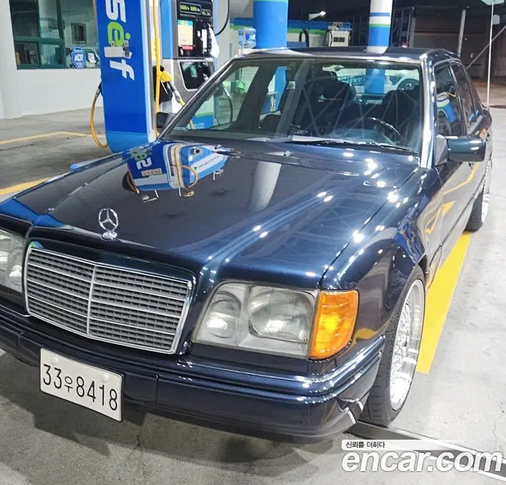 Mercedes-Benz E-Class 1995 2.2 автомат (гидро), фото 4 Mercedes-Benz E-Class 1995 2.2 автомат (гидро), фото 4