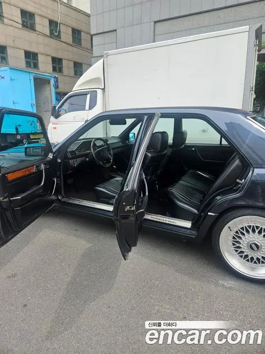 Mercedes-Benz E-Class 1995 2.2 автомат (гидро), фото 10 Mercedes-Benz E-Class 1995 2.2 автомат (гидро), фото 10