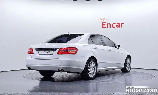 Mercedes-Benz E-Class 2011 3.5 автомат (гидро), миниатюра 2