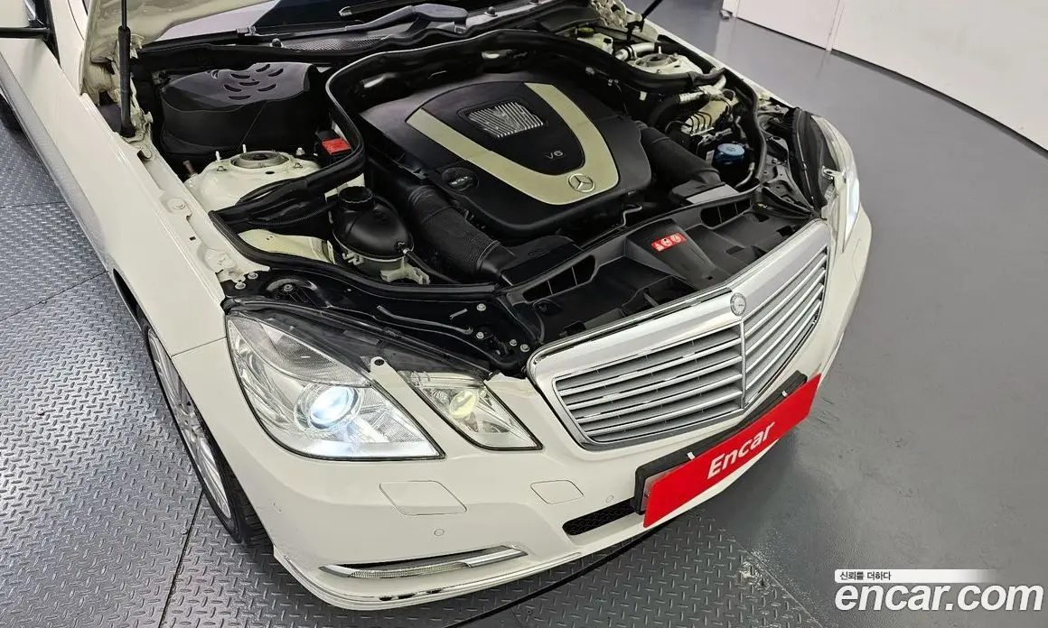 Mercedes-Benz E-Class 2011 3.5 автомат (гидро), фото 6