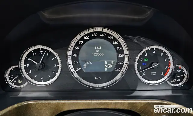 Mercedes-Benz E-Class 2011 3.5 автомат (гидро), миниатюра 8