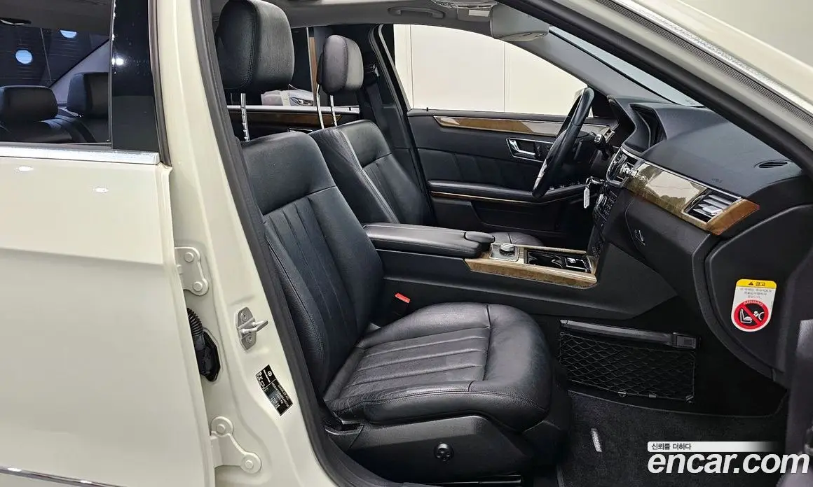 Mercedes-Benz E-Class 2011 3.5 автомат (гидро), фото 10