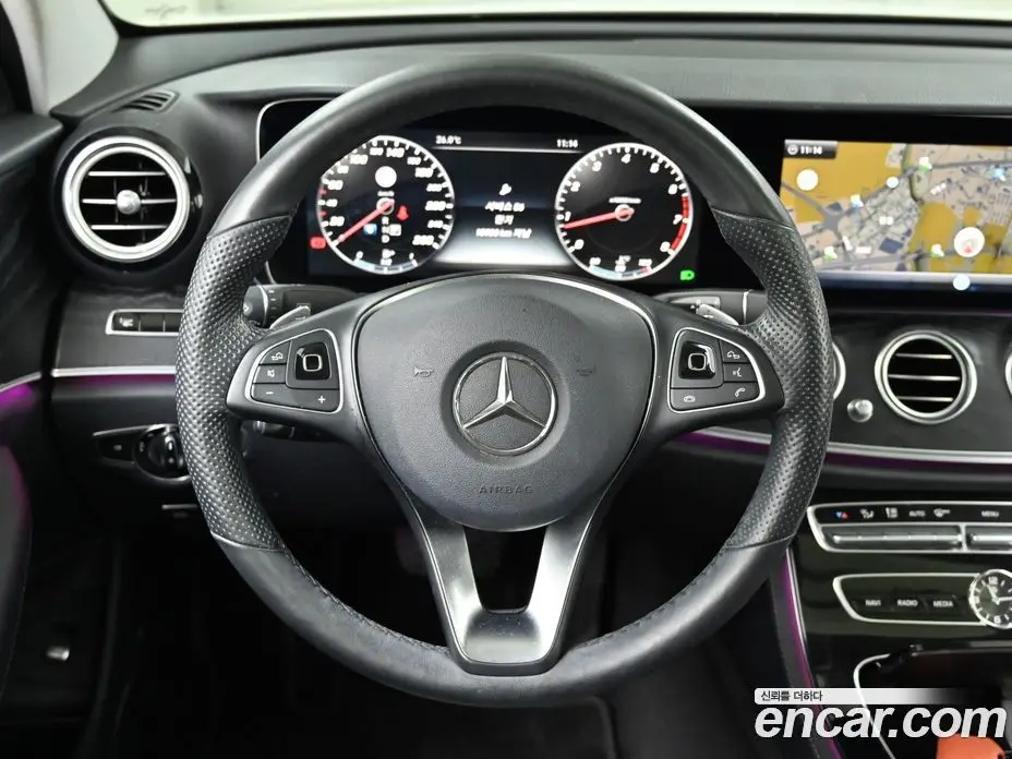 Mercedes-Benz E-Class 2017 2.0 автомат (гидро), фото 13