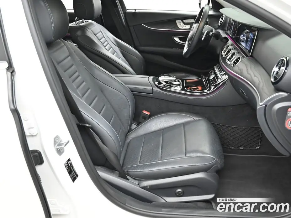Mercedes-Benz E-Class 2017 2.0 автомат (гидро), фото 10