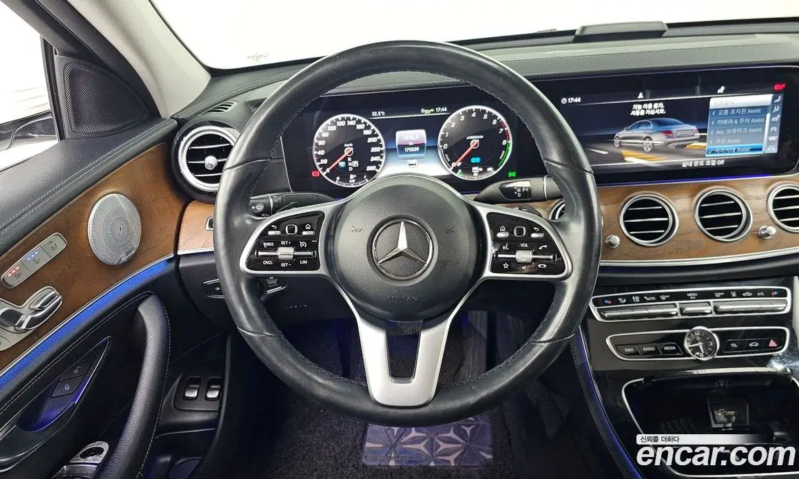 Mercedes-Benz E-Class 2019 2.0 автомат (гидро), фото 13