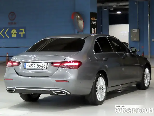 Mercedes-Benz E-Class 2020 2.0 автомат (гидро), миниатюра 4