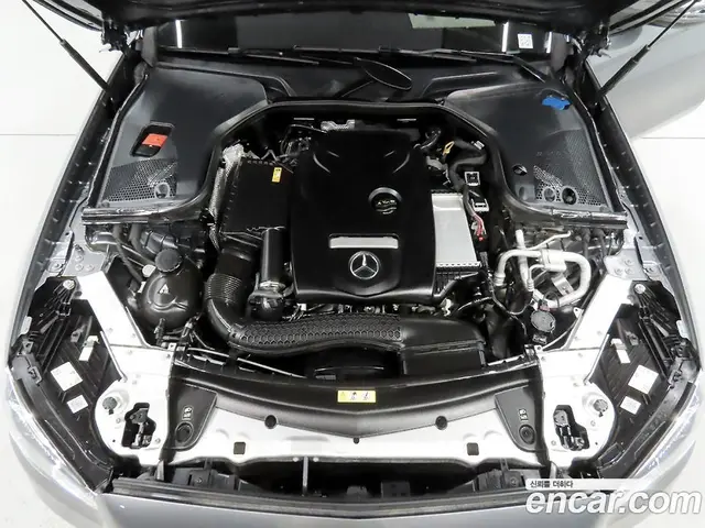 Mercedes-Benz E-Class 2020 2.0 автомат (гидро), миниатюра 6