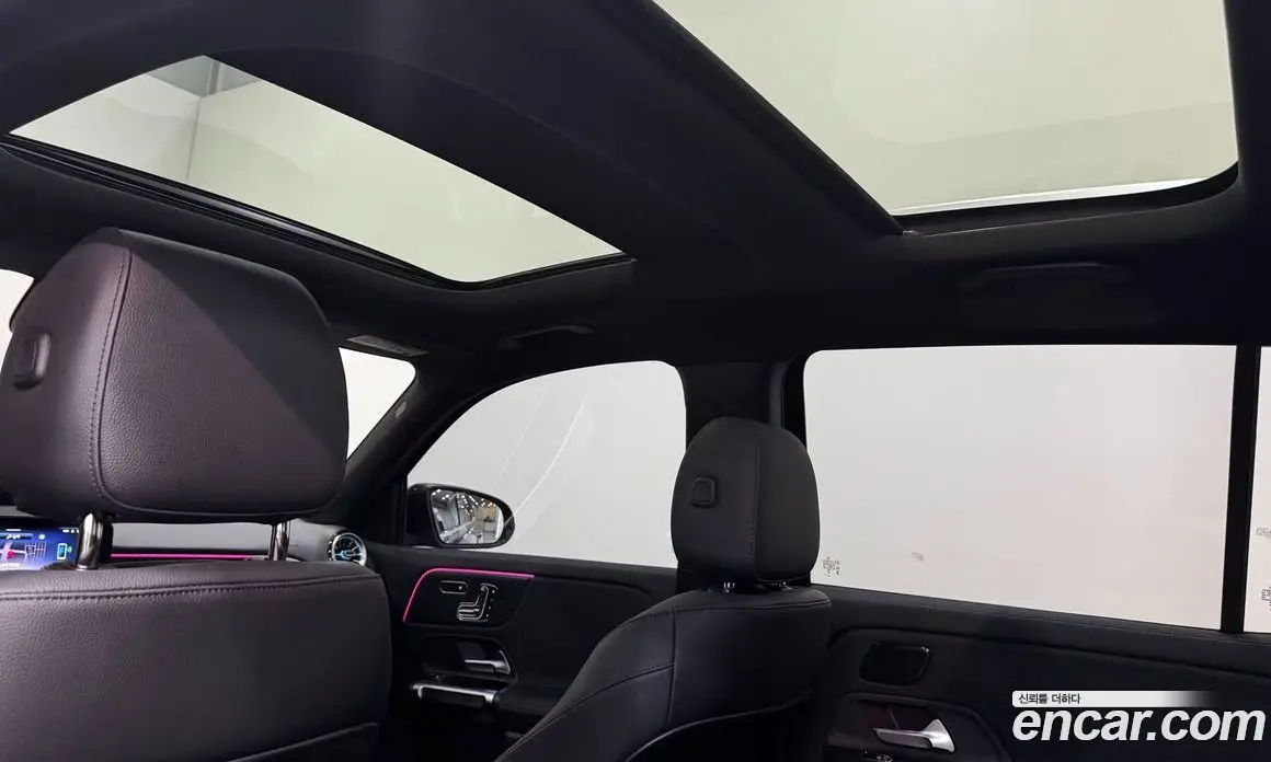 Mercedes-Benz EQB 2025 0.2 автомат (гидро), фото 13