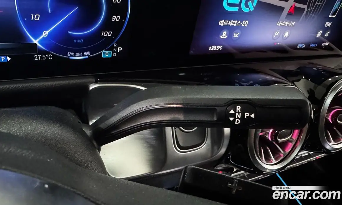 Mercedes-Benz EQB 2025 0.2 автомат (гидро), фото 9