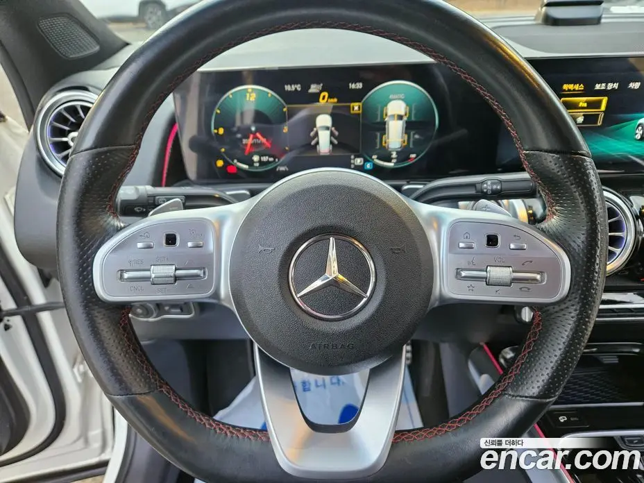 Mercedes-Benz GLB-Class 2020 2.0 автомат (гидро), фото 16 Mercedes-Benz GLB-Class 2020 2.0 автомат (гидро), фото 16