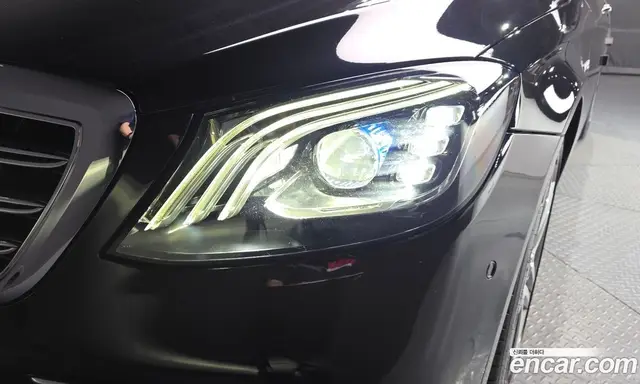 Mercedes-Benz S-Class 2018 4.0 автомат (гидро), миниатюра 8