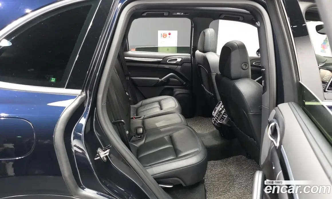 Porsche Cayenne 2015 3.0 автомат (гидро), фото 12 Porsche Cayenne 2015 3.0 автомат (гидро), фото 12