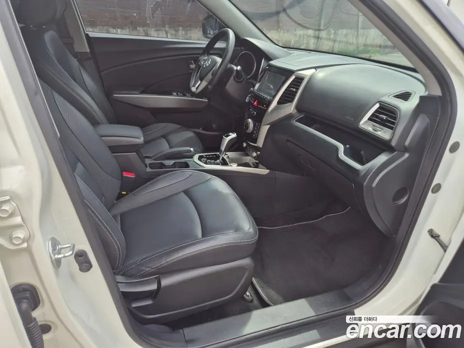 SsangYong TIBOLI 2017 1.6 автомат (гидро), фото 10
