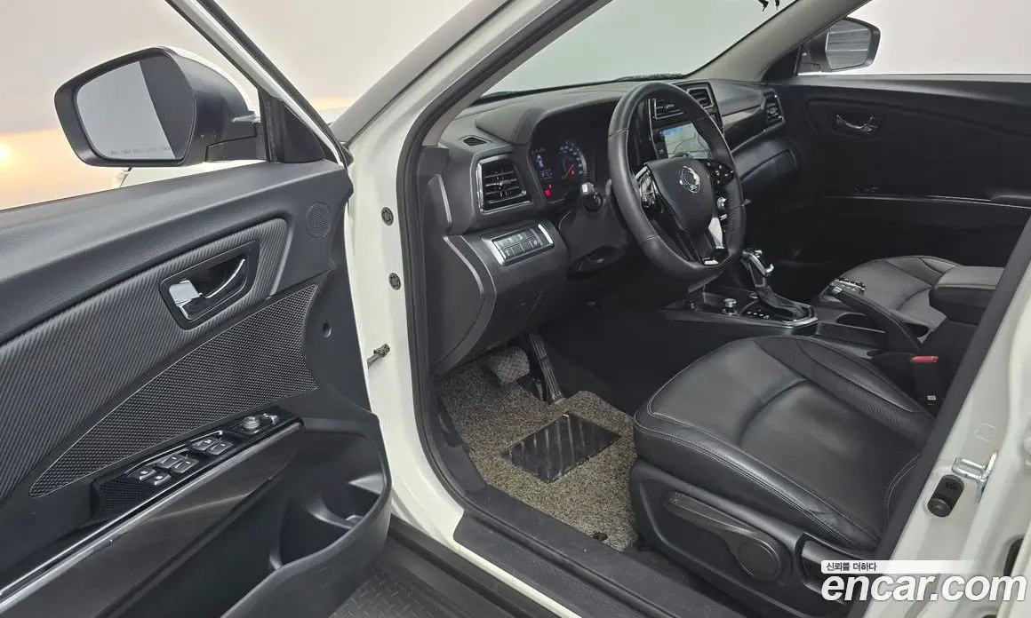 SsangYong TIBOLI 2019 1.5 автомат (гидро), фото 13