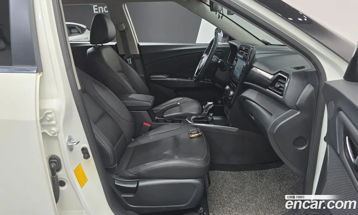 SsangYong TIBOLI 2019 1.5 автомат (гидро), фото 16