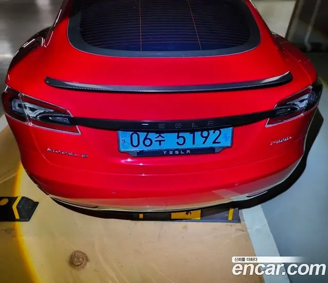 Tesla Model S 2019 автомат (гидро), миниатюра 4 Tesla Model S 2019 автомат (гидро), миниатюра 4