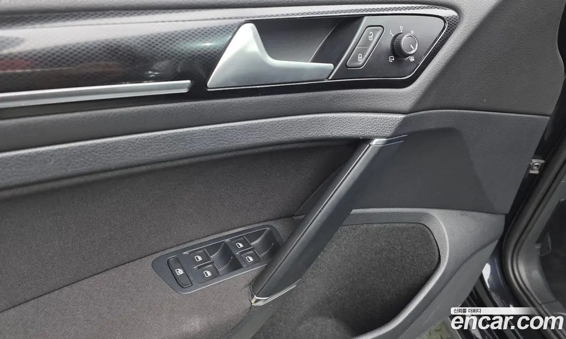 Volkswagen Golf 2013 2.0 автомат (гидро), фото 19