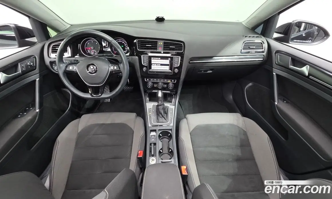 Volkswagen Golf 2013 2.0 автомат (гидро), фото 7