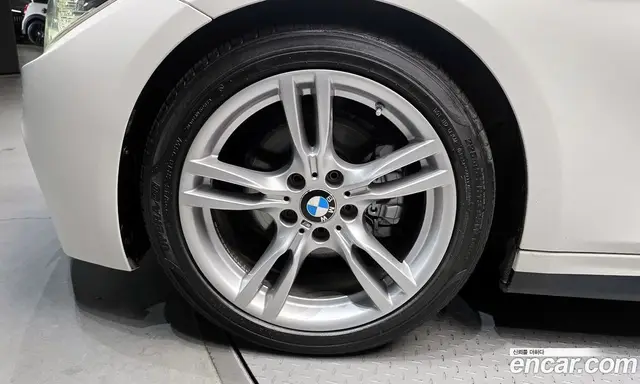 BMW 3 серия 2017 2.0 автомат (гидро), миниатюра 5