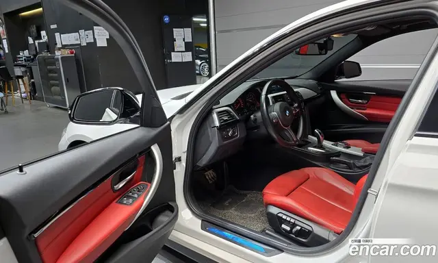 BMW 3 серия 2017 2.0 автомат (гидро), миниатюра 10