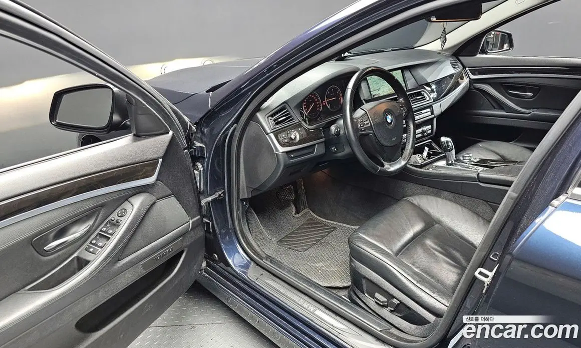 BMW 5 серия 2011 2.0 автомат (гидро), фото 11