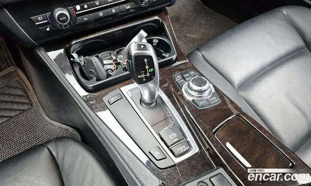 BMW 5 серия 2011 2.0 автомат (гидро), миниатюра 9