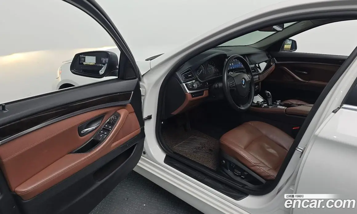 BMW 5 серия 2013 2.0 автомат (гидро), фото 12 BMW 5 серия 2013 2.0 автомат (гидро), фото 12