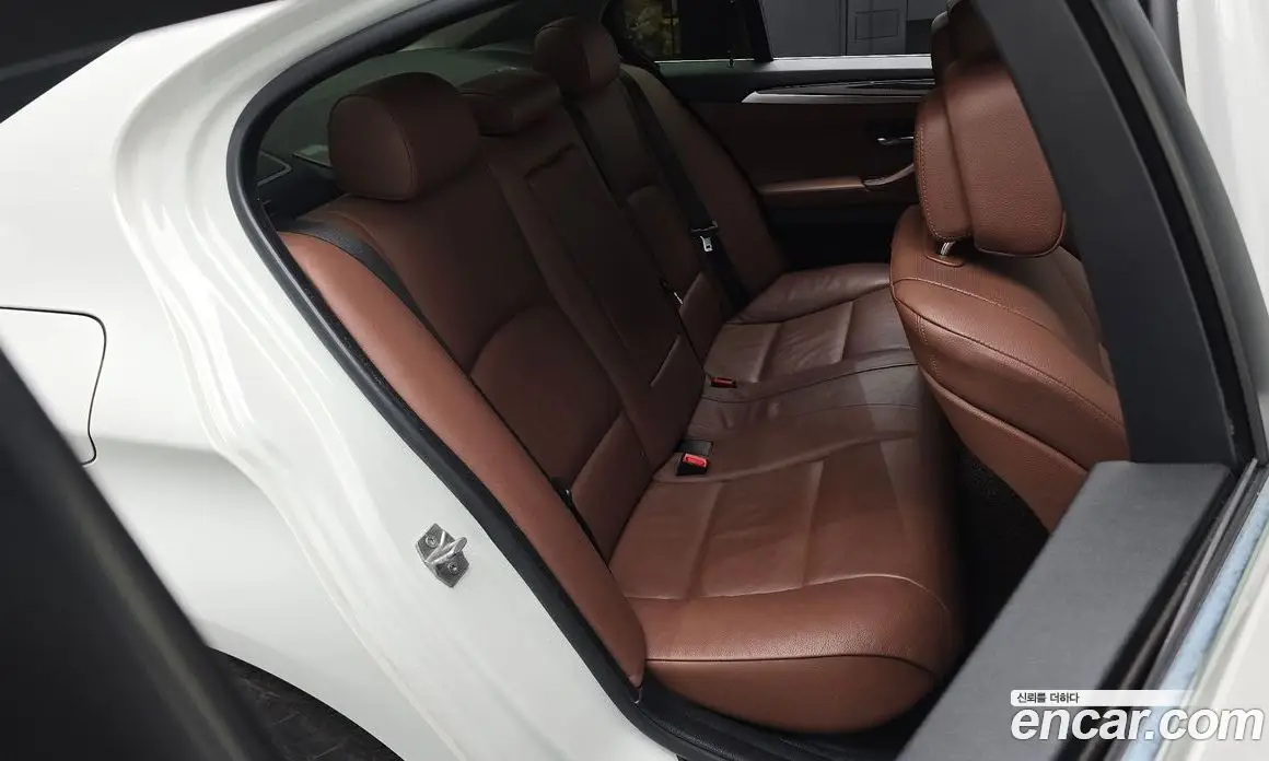 BMW 5 серия 2013 2.0 автомат (гидро), фото 16 BMW 5 серия 2013 2.0 автомат (гидро), фото 16