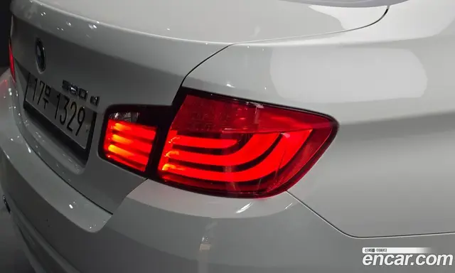 BMW 5 серия 2013 2.0 автомат (гидро), миниатюра 8 BMW 5 серия 2013 2.0 автомат (гидро), миниатюра 8