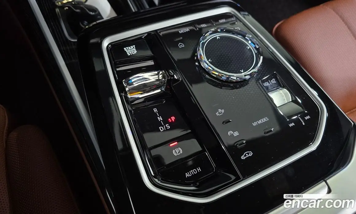 BMW 7 серия 2025 3.0 автомат (гидро), фото 12