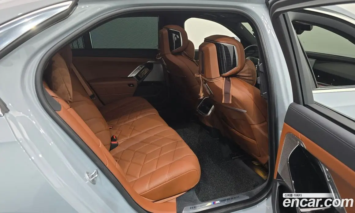 BMW 7 серия 2025 3.0 автомат (гидро), фото 17