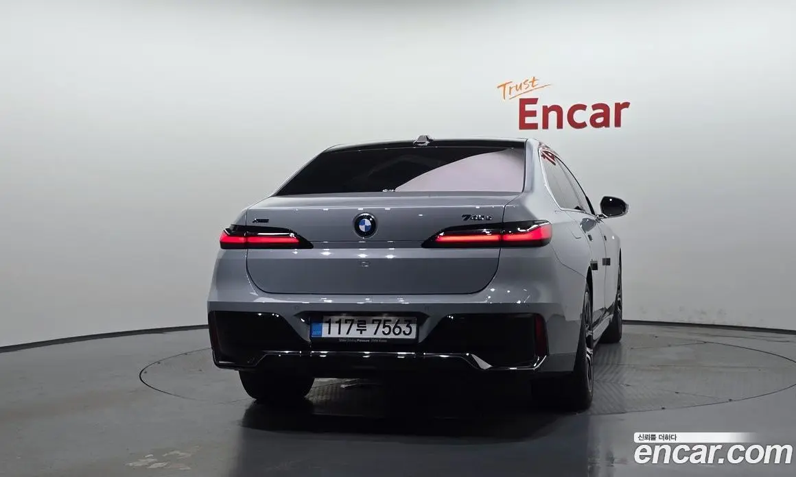 BMW 7 серия 2025 3.0 автомат (гидро), фото 4