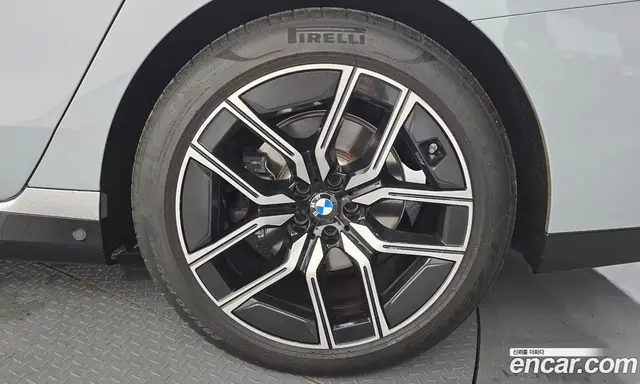 BMW 7 серия 2025 3.0 автомат (гидро), миниатюра 7