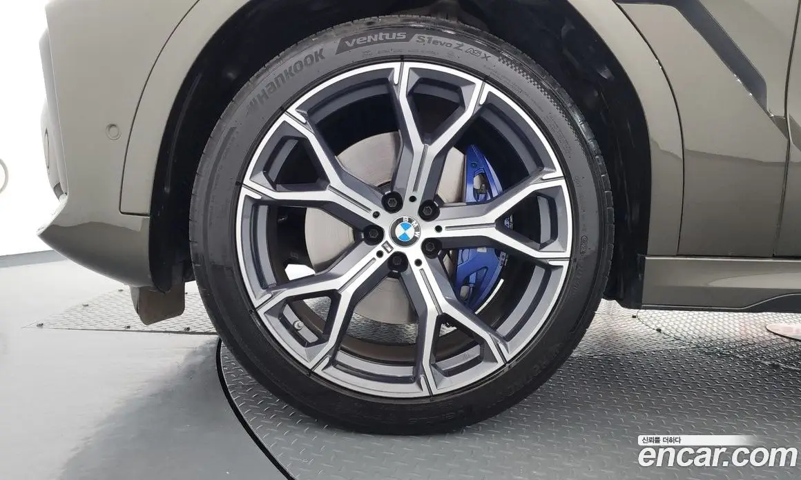 BMW X6 2021 3.0 автомат (гидро), фото 5